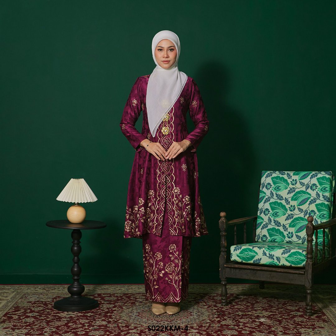 Kebarung Kalthom in Berry (S022KKM-4)