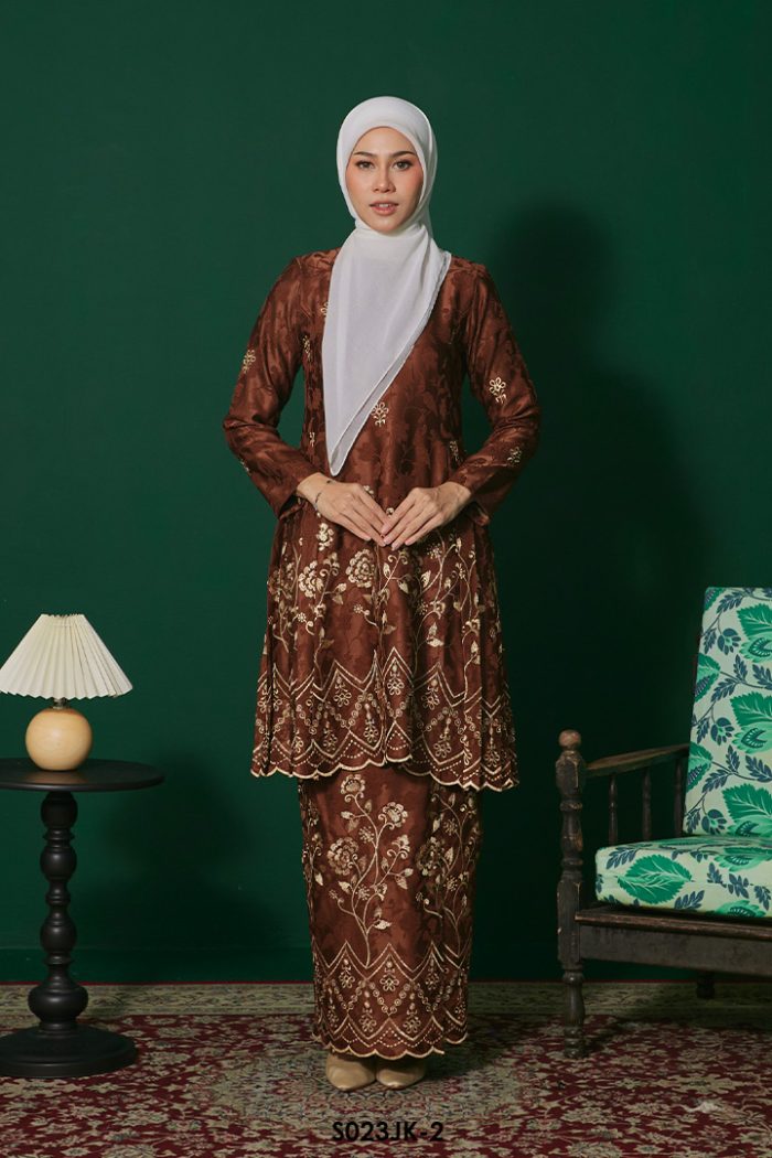 Juliana Kurung in Rich Brown (S023JK-2)
