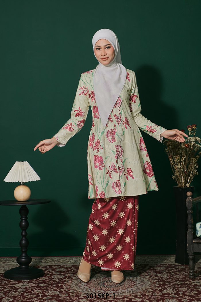 Kebarung Kalthom Petite in Tomato (S015KP-1)