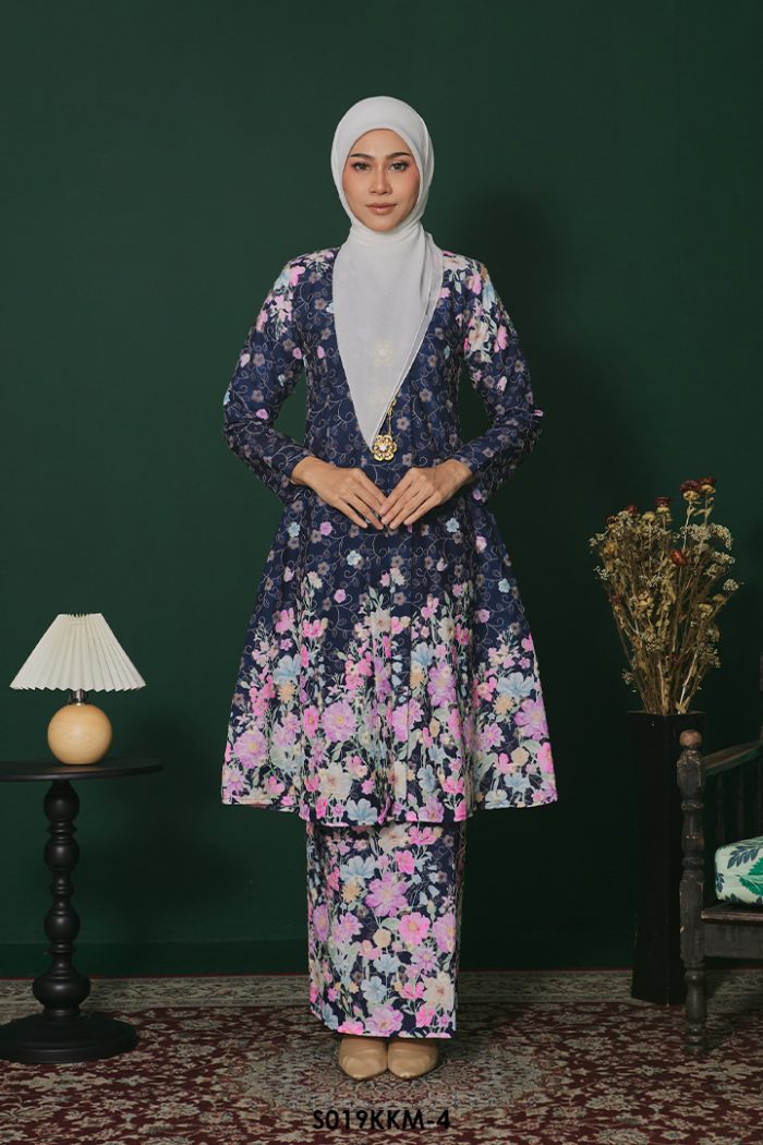 Kebarung Kalthom in Blue Black (S019KKM-4)