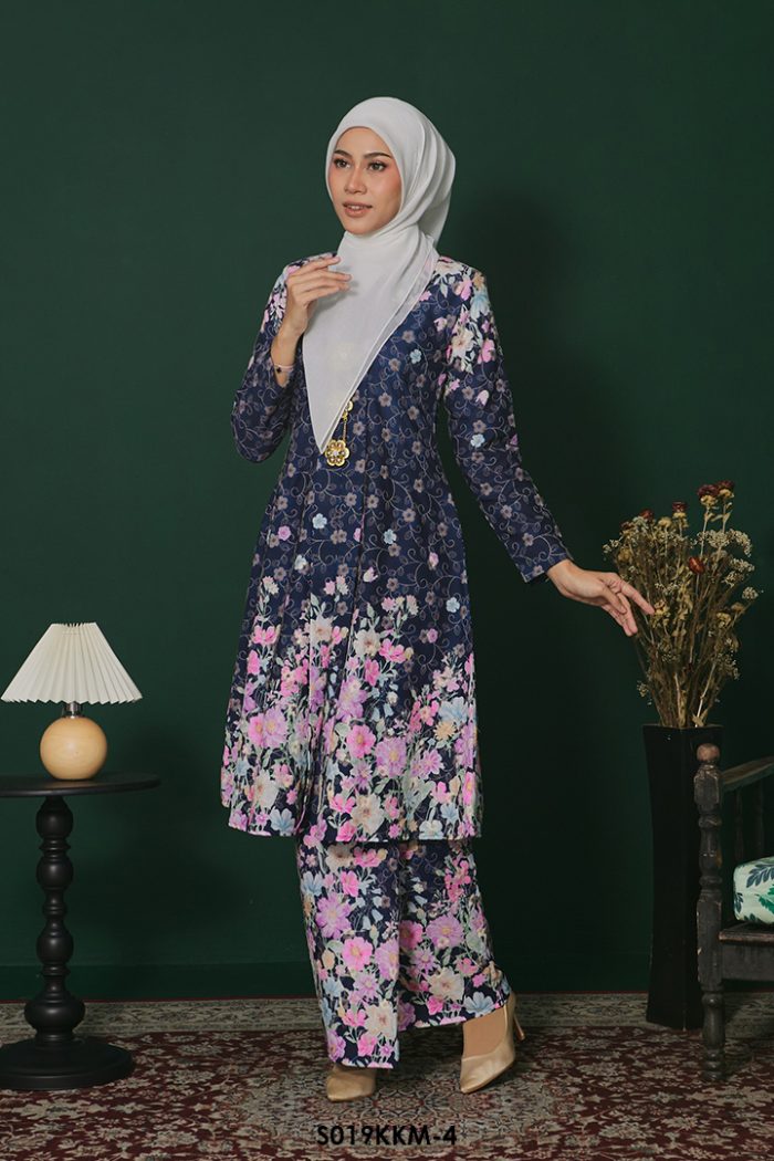 Kebarung Kalthom in Blue Black (S019KKM-4)