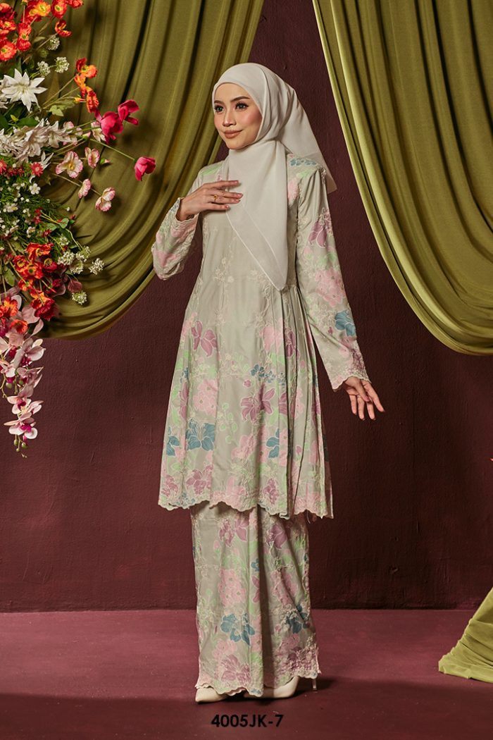 Juliana Kurung in Pale Green (4005JK-7)