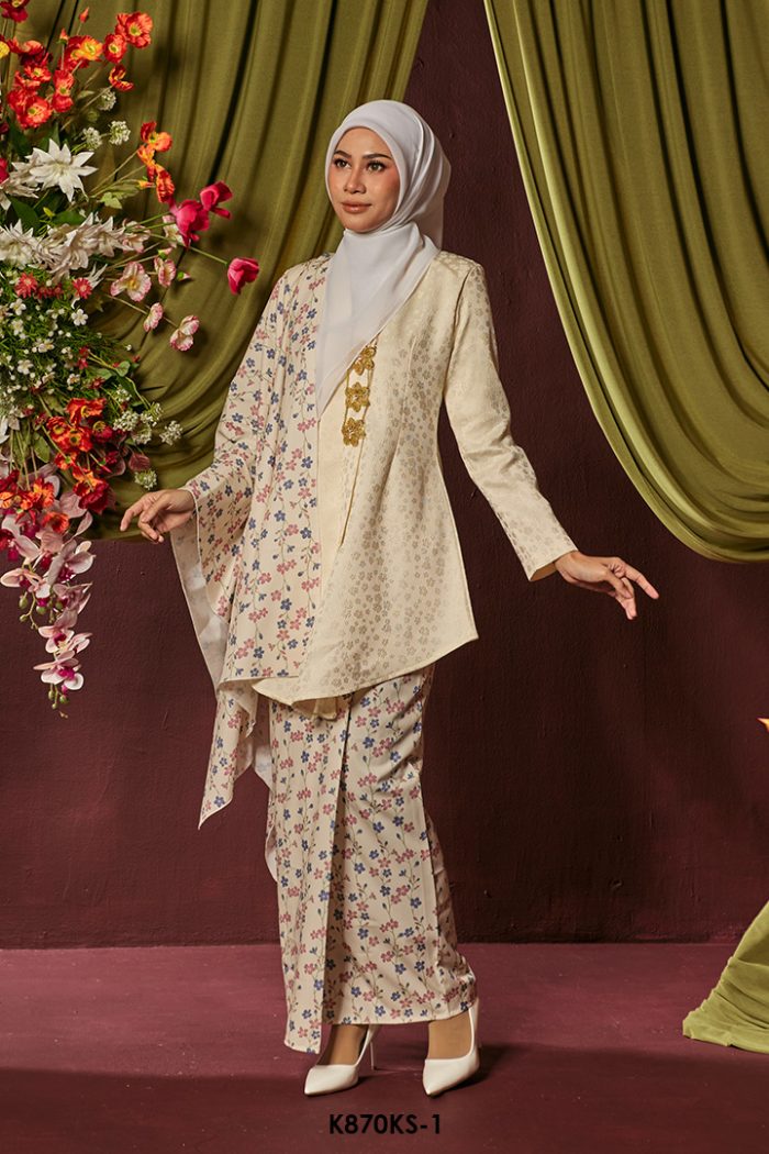 Kebaya Saloma With Shawl in Ivory (K870KS-1)