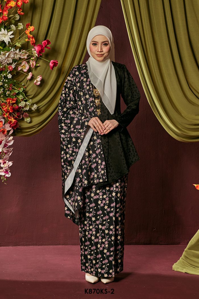 Kebaya Saloma With Shawl in Black (K870KS-2)