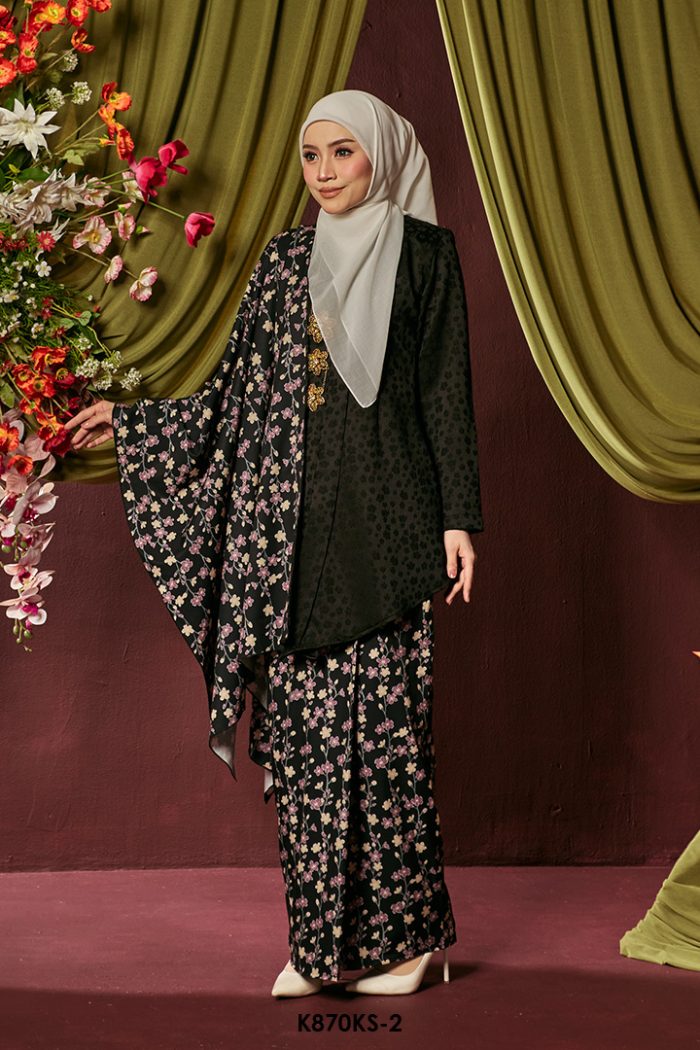 Kebaya Saloma With Shawl in Black (K870KS-2)