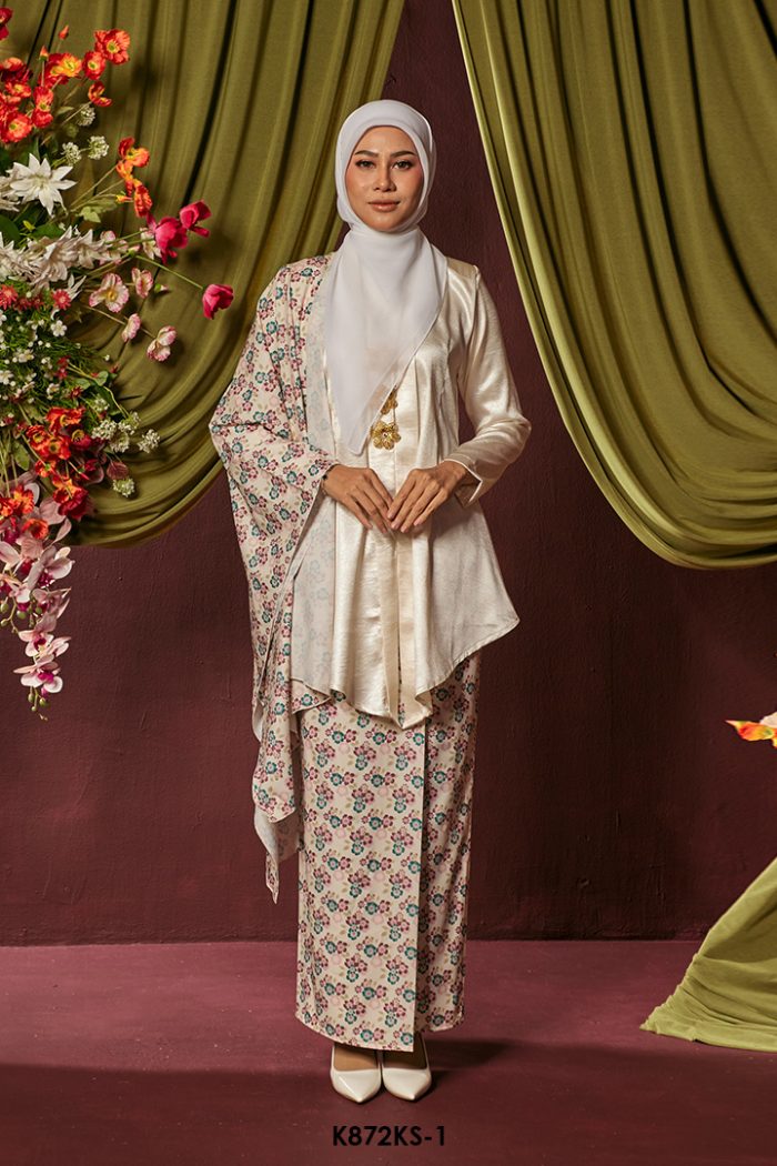 Kebaya Saloma With Shawl in Ivory (K872KS-1)