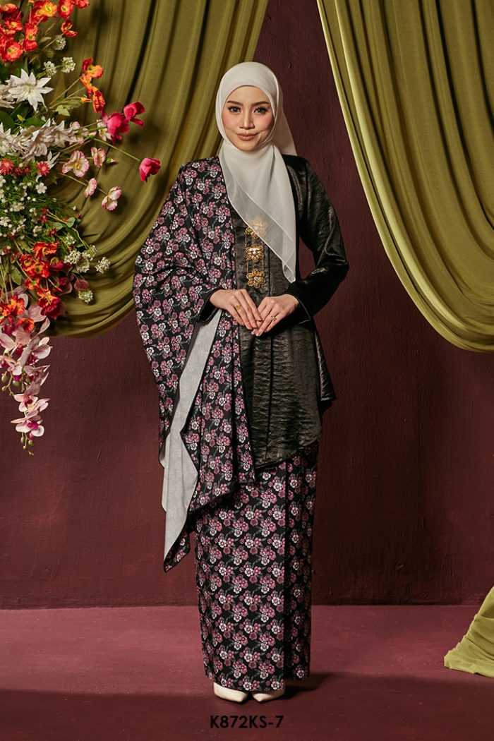 Kebaya Saloma With Shawl in Black (K872KS-7)