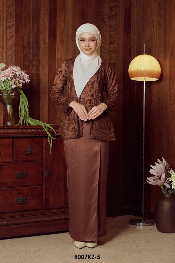(AS-IS ITEM) Kebaya Zahra in Brown (R007KZ-5)