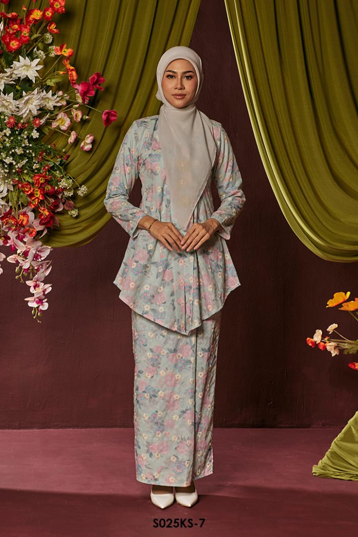 Kebaya Saloma in Sage Green (S025KS-7)
