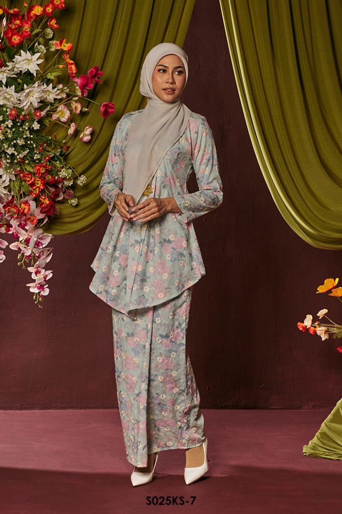 Kebaya Saloma in Sage Green (S025KS-7)