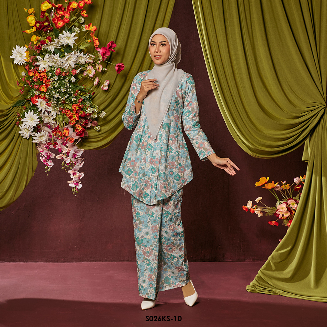 Kebaya Saloma in Light Blue (S026KS-10) - Image 2