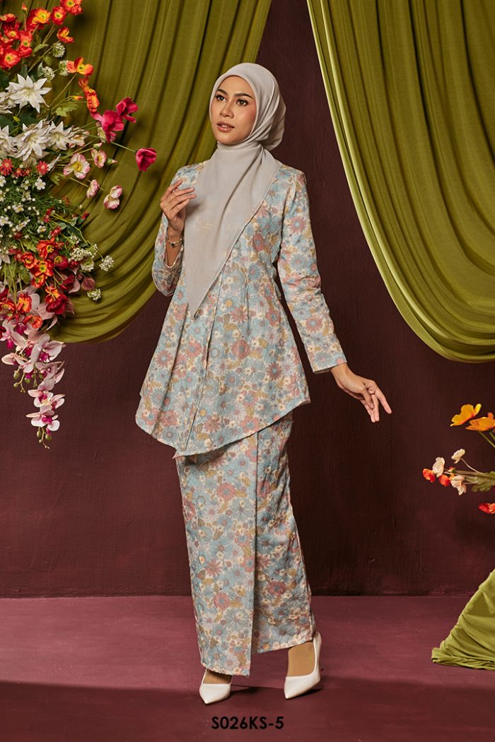 Kebaya Saloma in Icy Blue (S026KS-5)