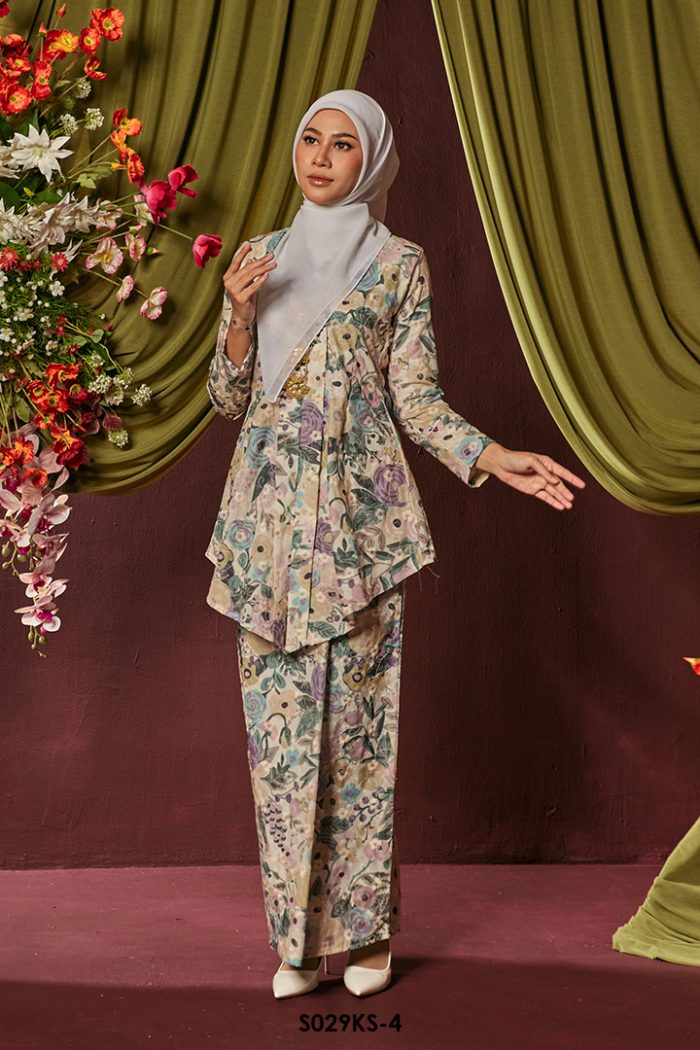 Kebaya Saloma in Pale Mustard (S029KS-4)