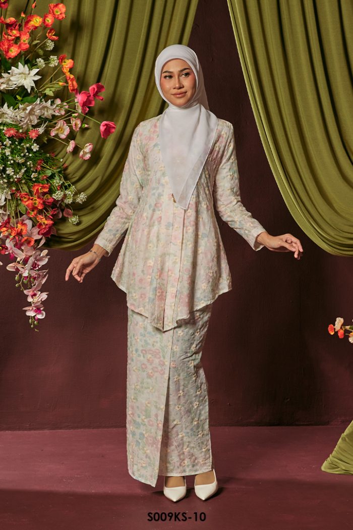 Kebaya Saloma in Plum (S009KS-10)
