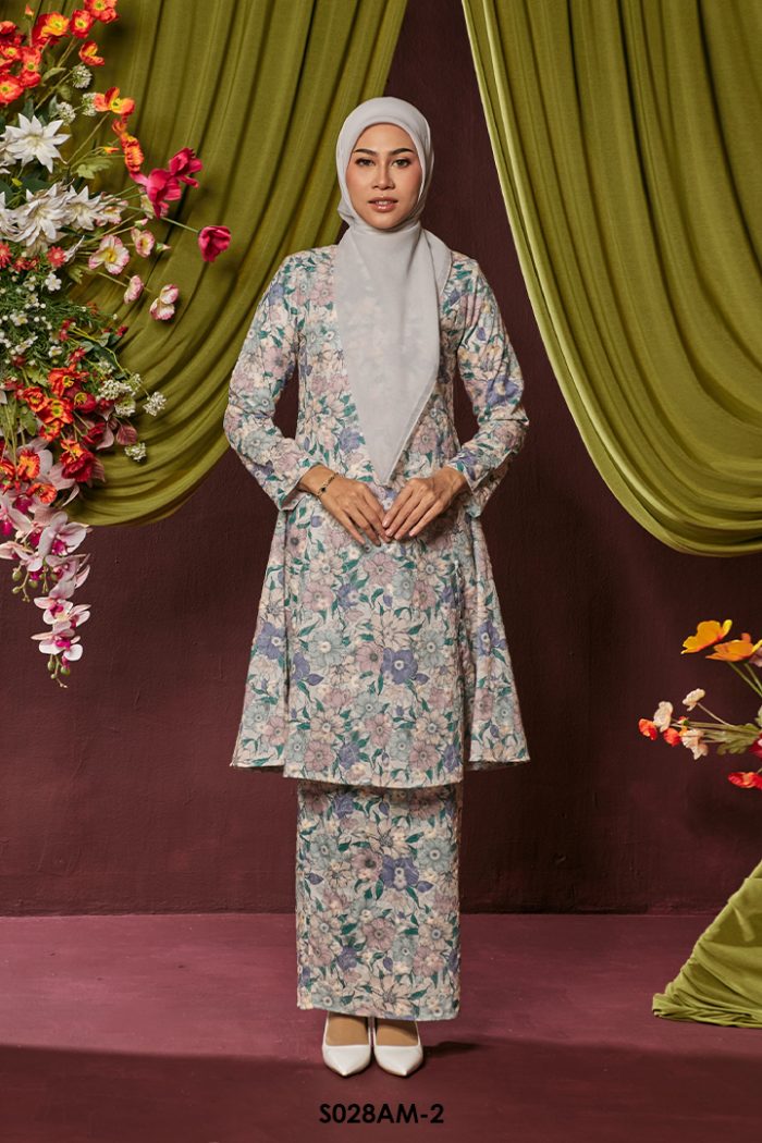 Ameera Kurung in Soft Violet (S028AM-2)