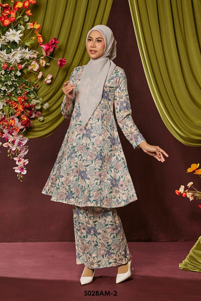 Ameera Kurung in Soft Violet (S028AM-2)