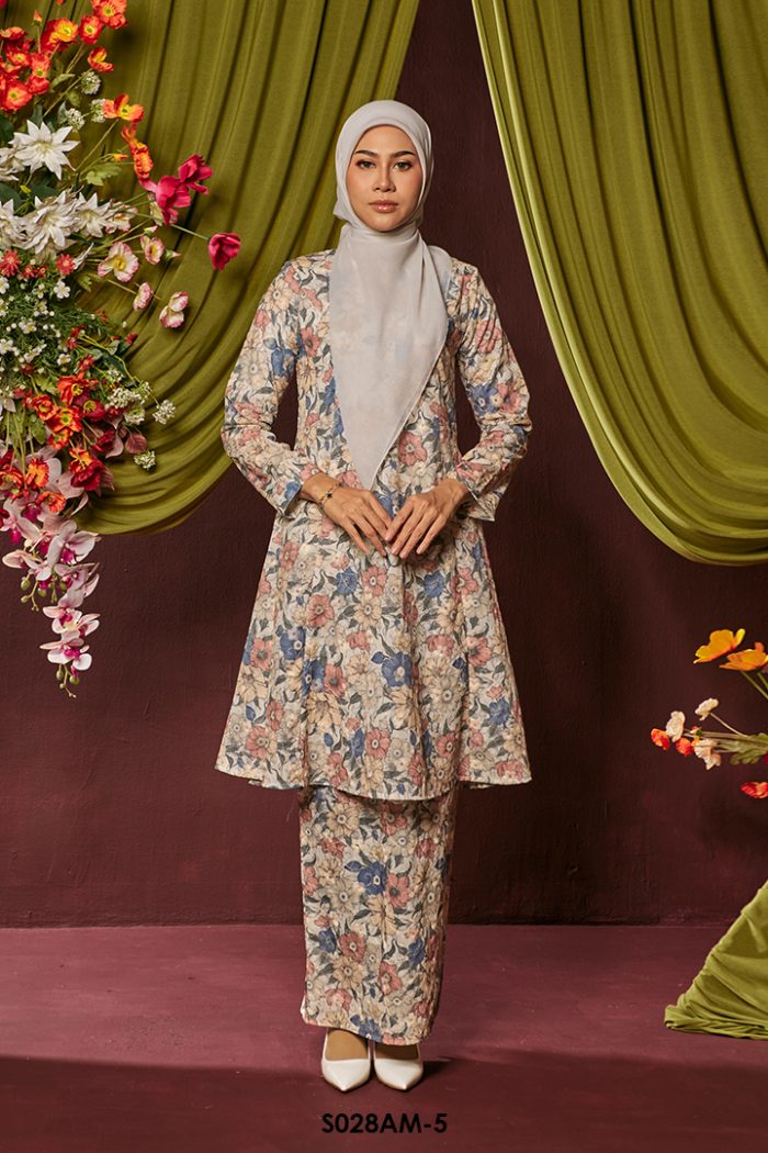 Ameera Kurung in Deep Indigo (S028AM-5)