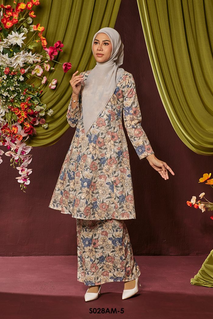 Ameera Kurung in Deep Indigo (S028AM-5)