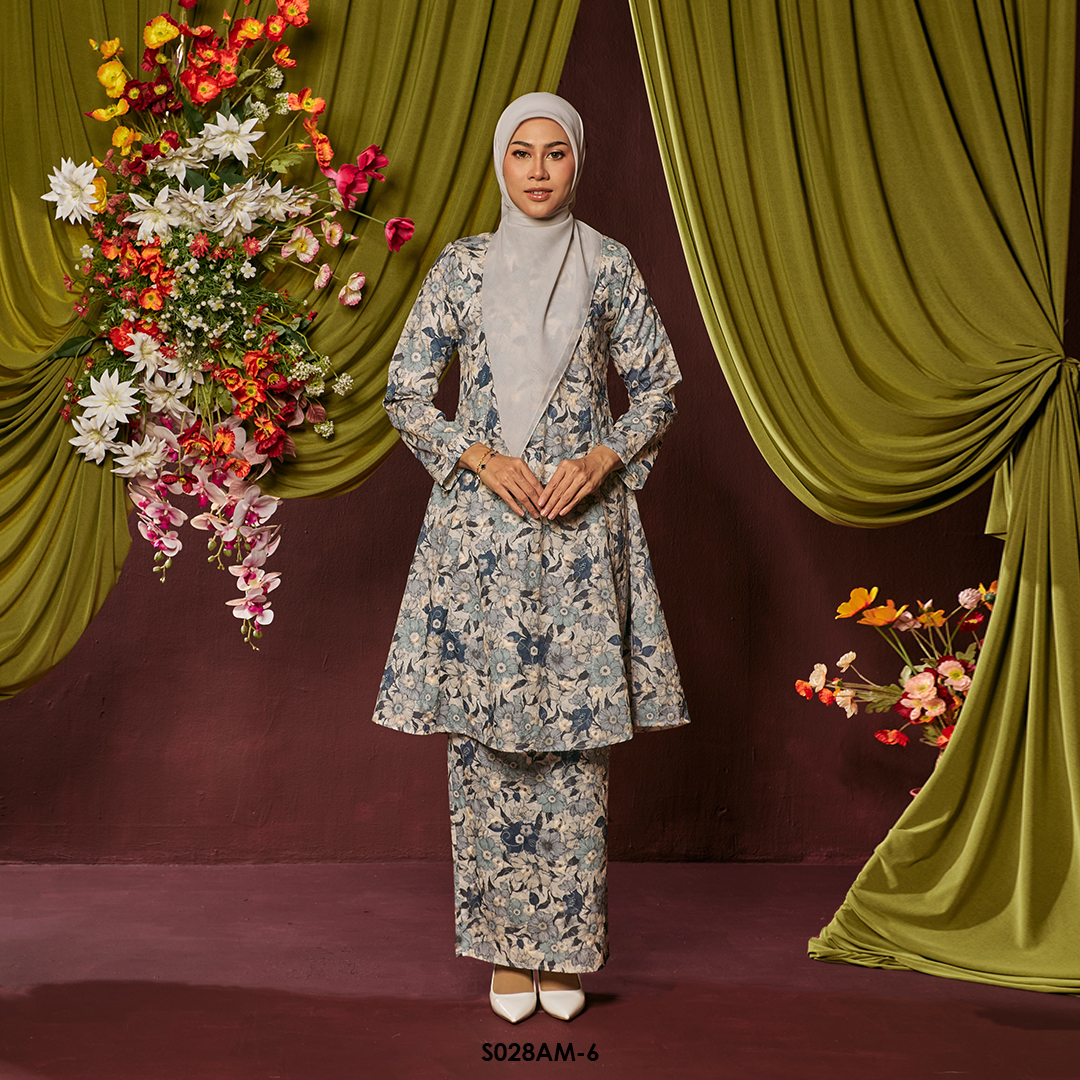 Ameera Kurung in Midnight Blue (S028AM-6)