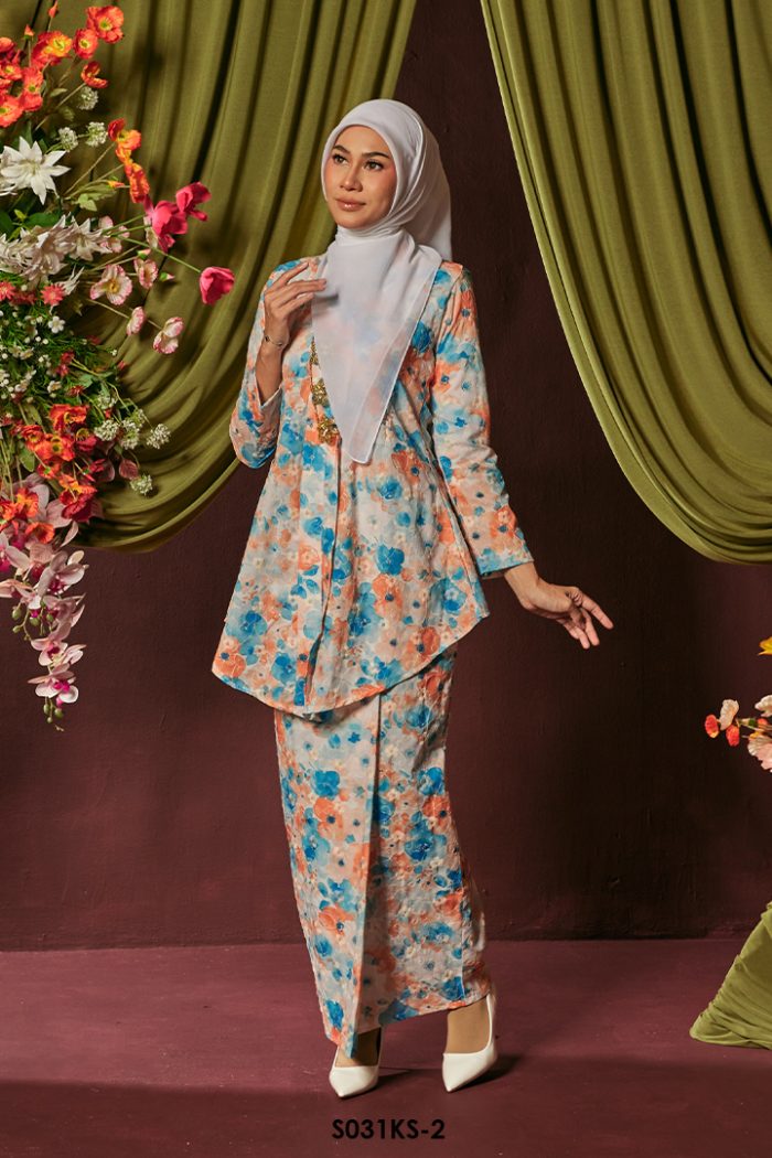 Kebaya Saloma in Tangerine (S031KS-2)