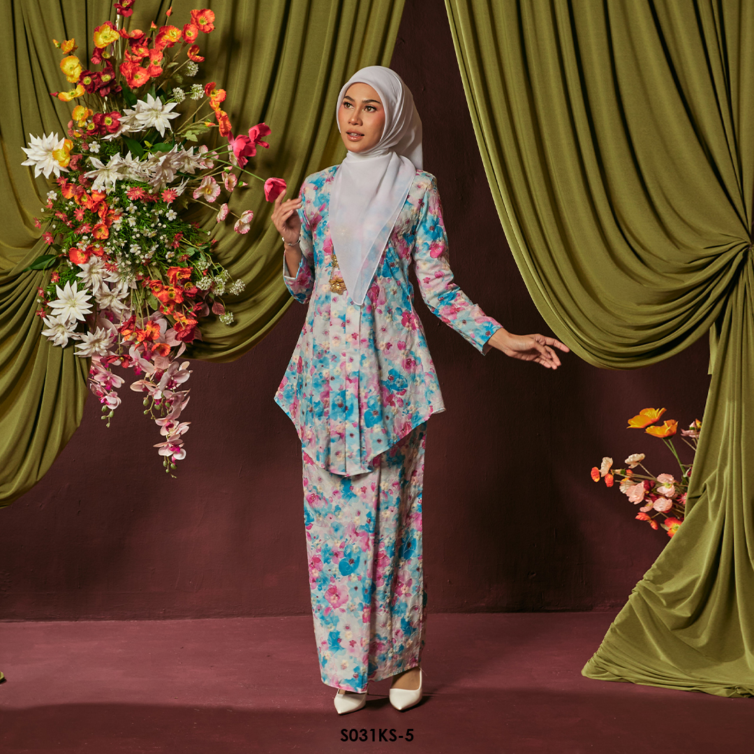 Kebaya Saloma in Sky Blue (S031KS-5) - Image 2