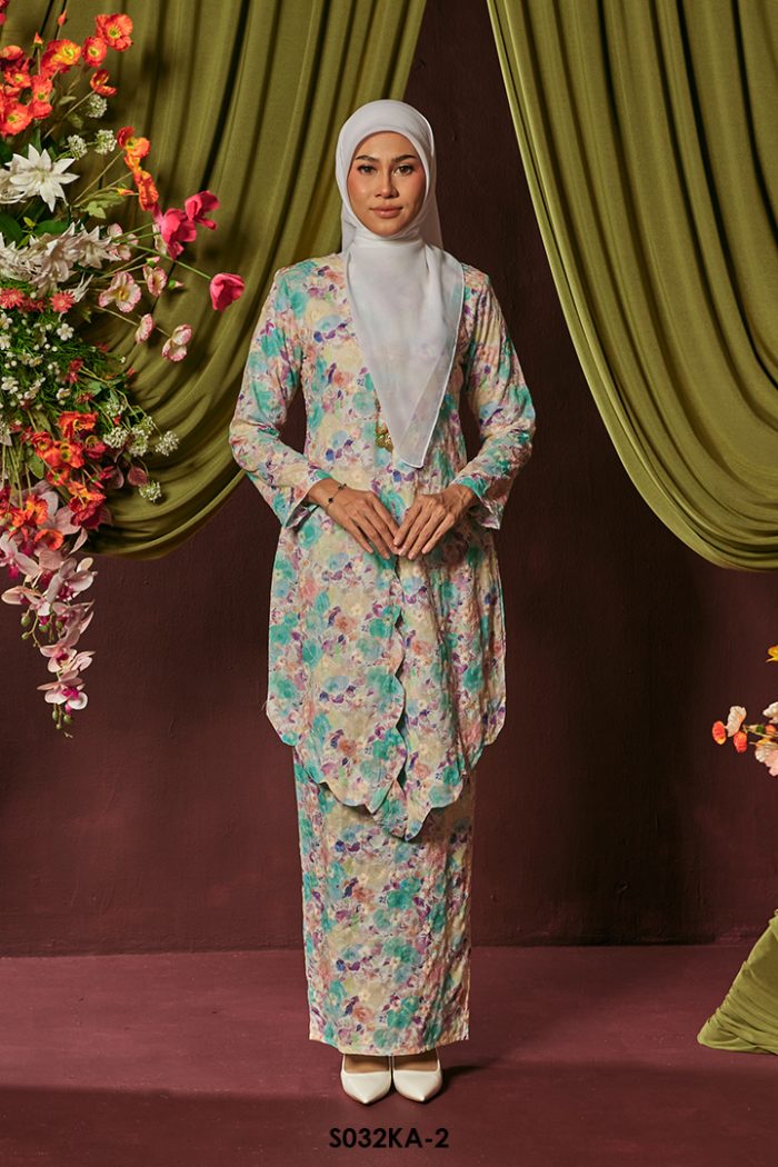 Kebaya Anggun 2.0 in Jade Green (S032KA-2)