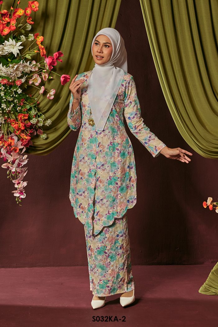 Kebaya Anggun 2.0 in Jade Green (S032KA-2)