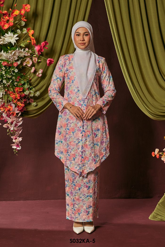 Kebaya Anggun 2.0 in Flamingo Pink (S032KA-5)