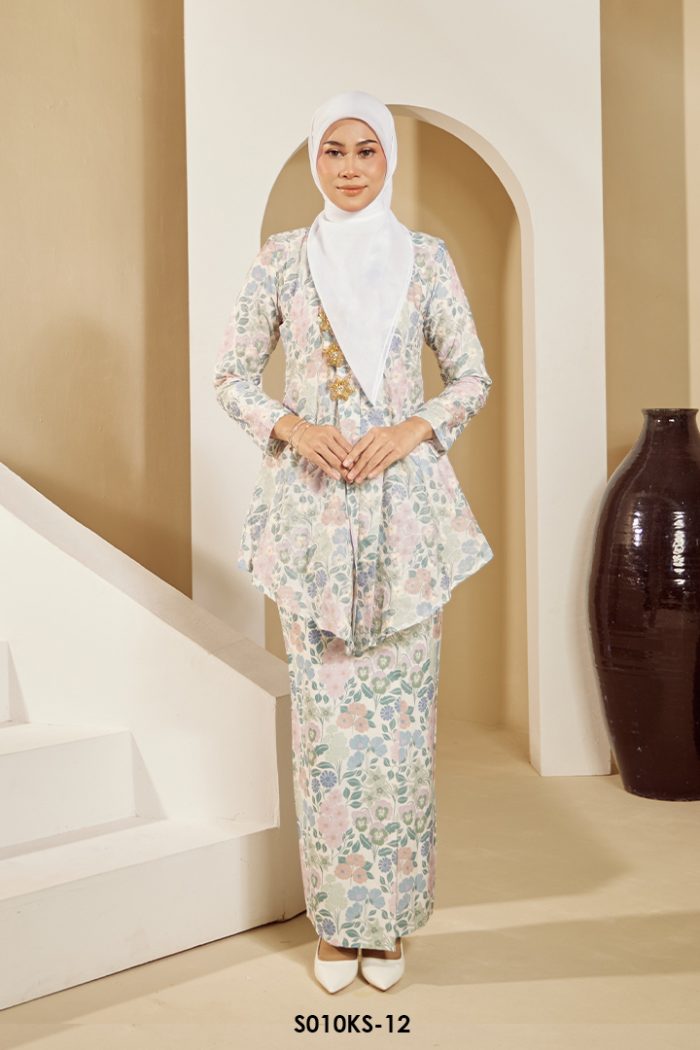 Kebaya Saloma in Green Tea (S010KS-12)
