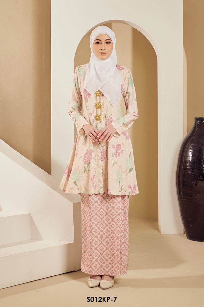 Kebarung Kalthom Petite in Pink (S012KP-7)