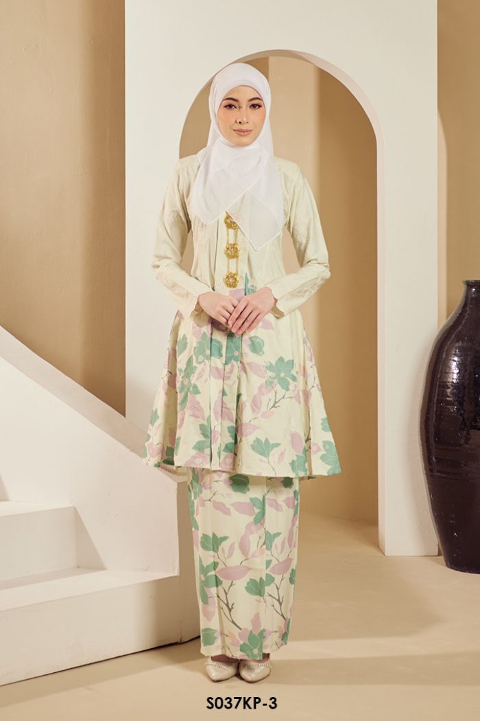 Kebarung Kalthom Petite in Light Green (S037KP-3)