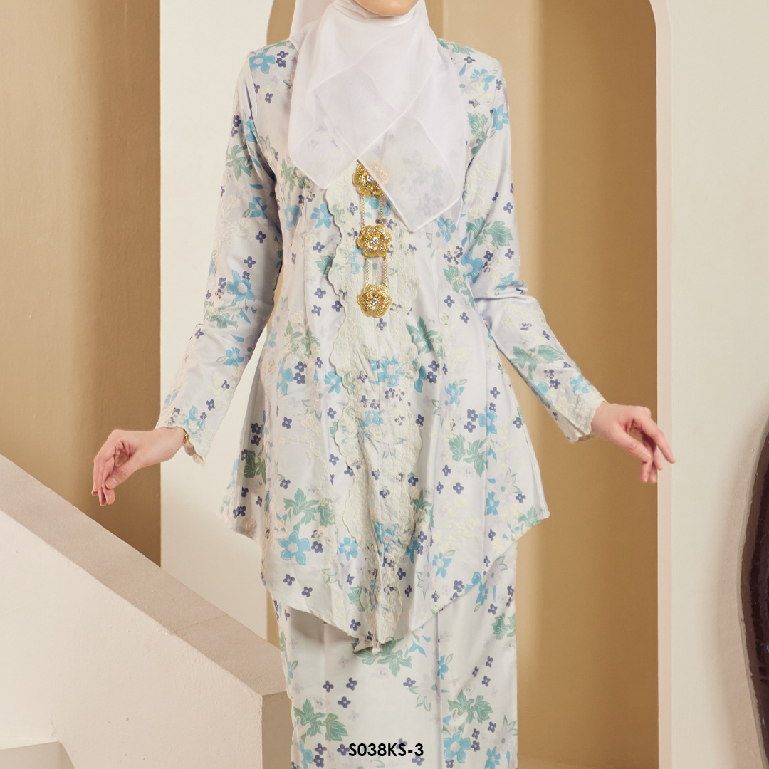 Kebaya Saloma in Light Blue (S038KS-3) - Image 3