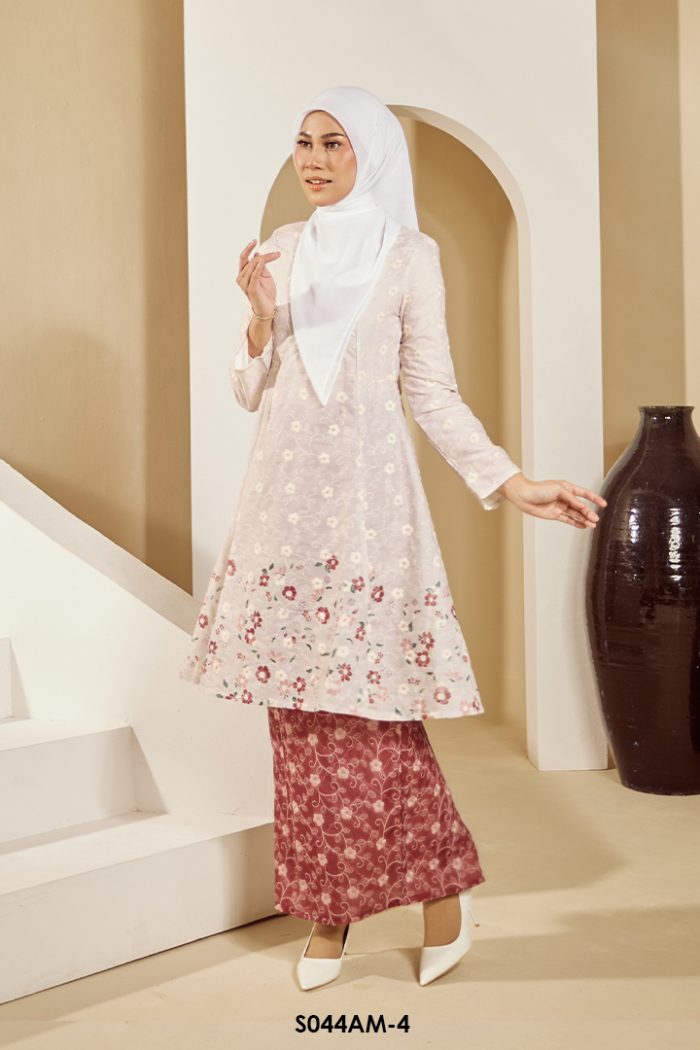 Ameera Kurung in Maroon (S044AM-4)