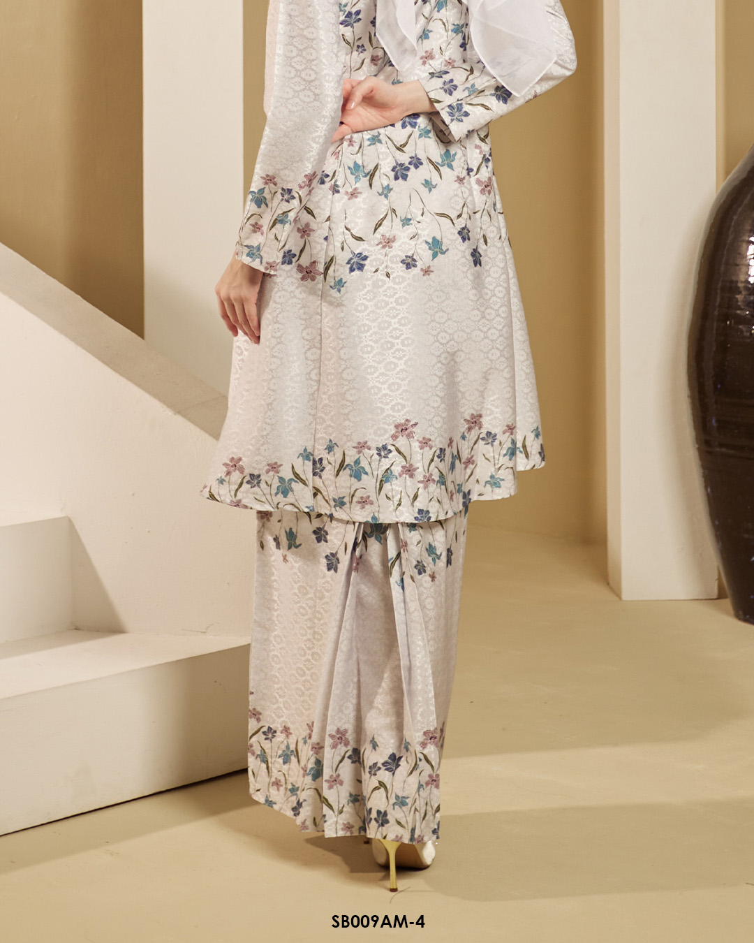 Ameera Kurung in Light Grey (SB009AM-4) - Image 4
